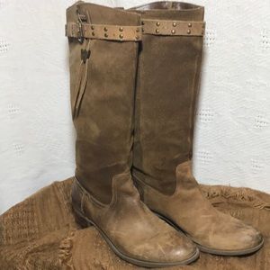 GUESS boots